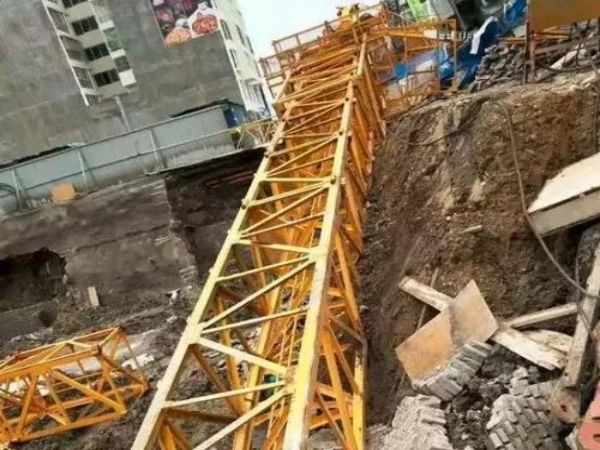 让胡路区吊车租赁电话_吊车出租降低成本的关键就是尽可能的省电
